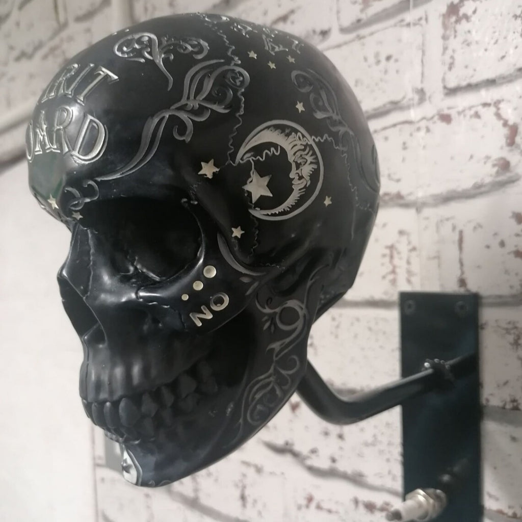 LAST DAY 70% OFF -Motorcycle Helmet Spirited Skull Stand